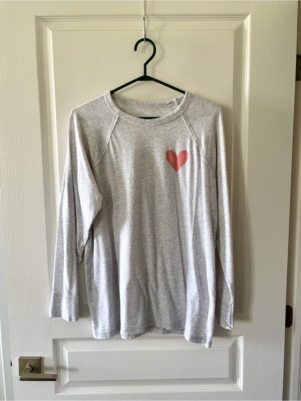 aerie Light Gray Long-Sleeve T with Pink Heart
